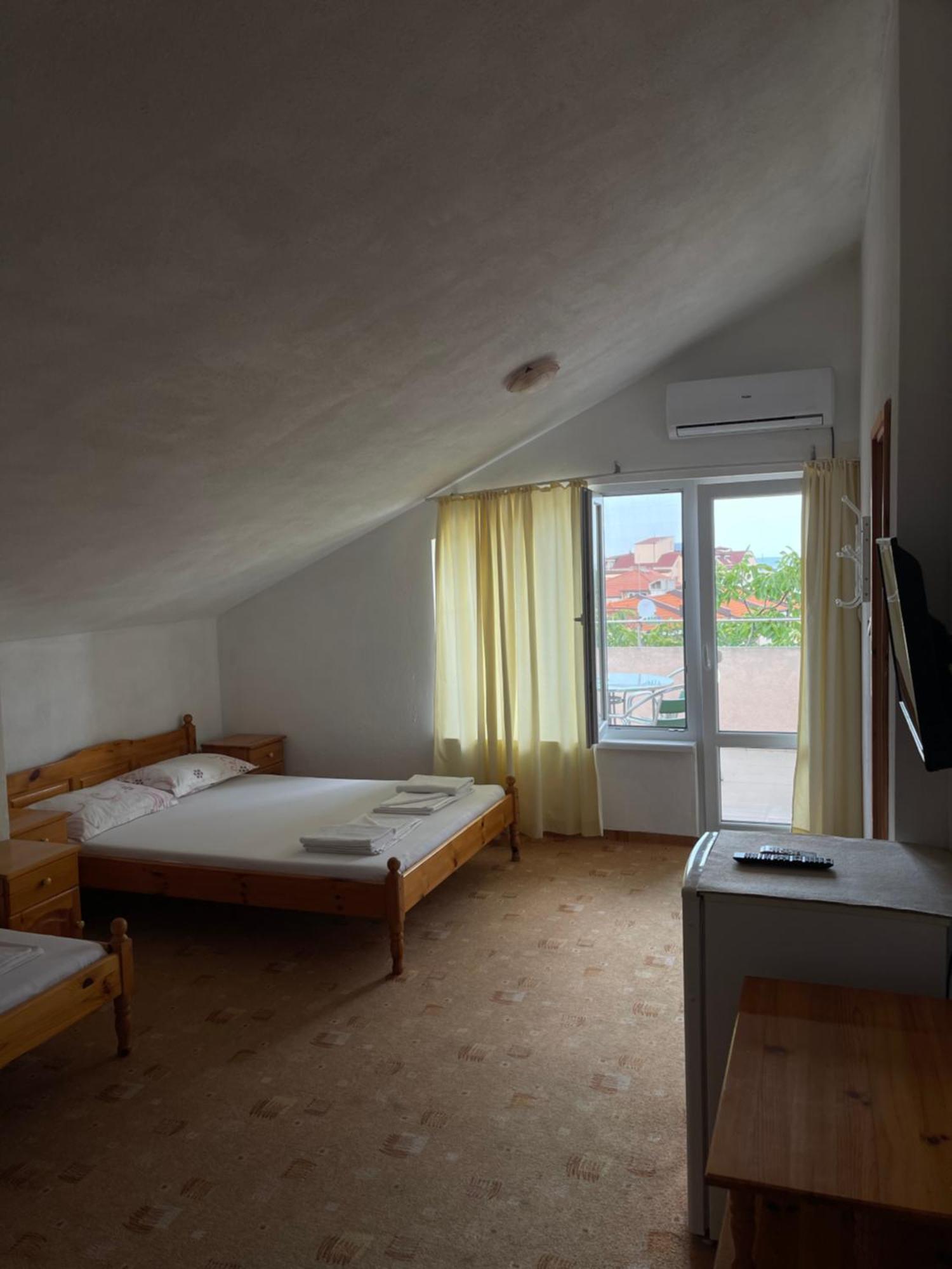 Chervenkov Guest House Černomorec Pokoj fotografie